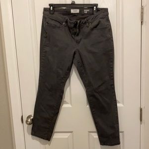 Sonoma gray pants 97% cotton 3% spandex. Worn a few times. Non smoking home.